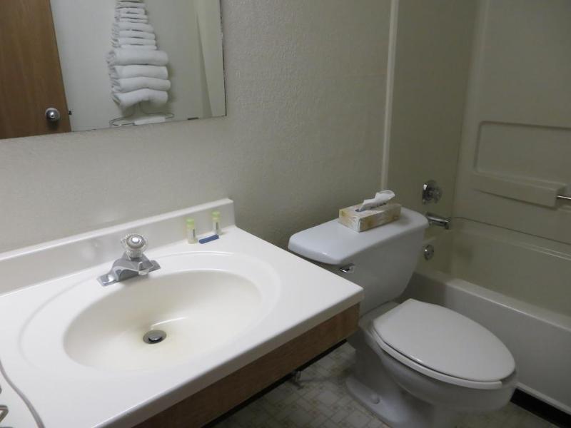 Super 8 By Wyndham Saanichton Victoria Airport Hotel Luaran gambar