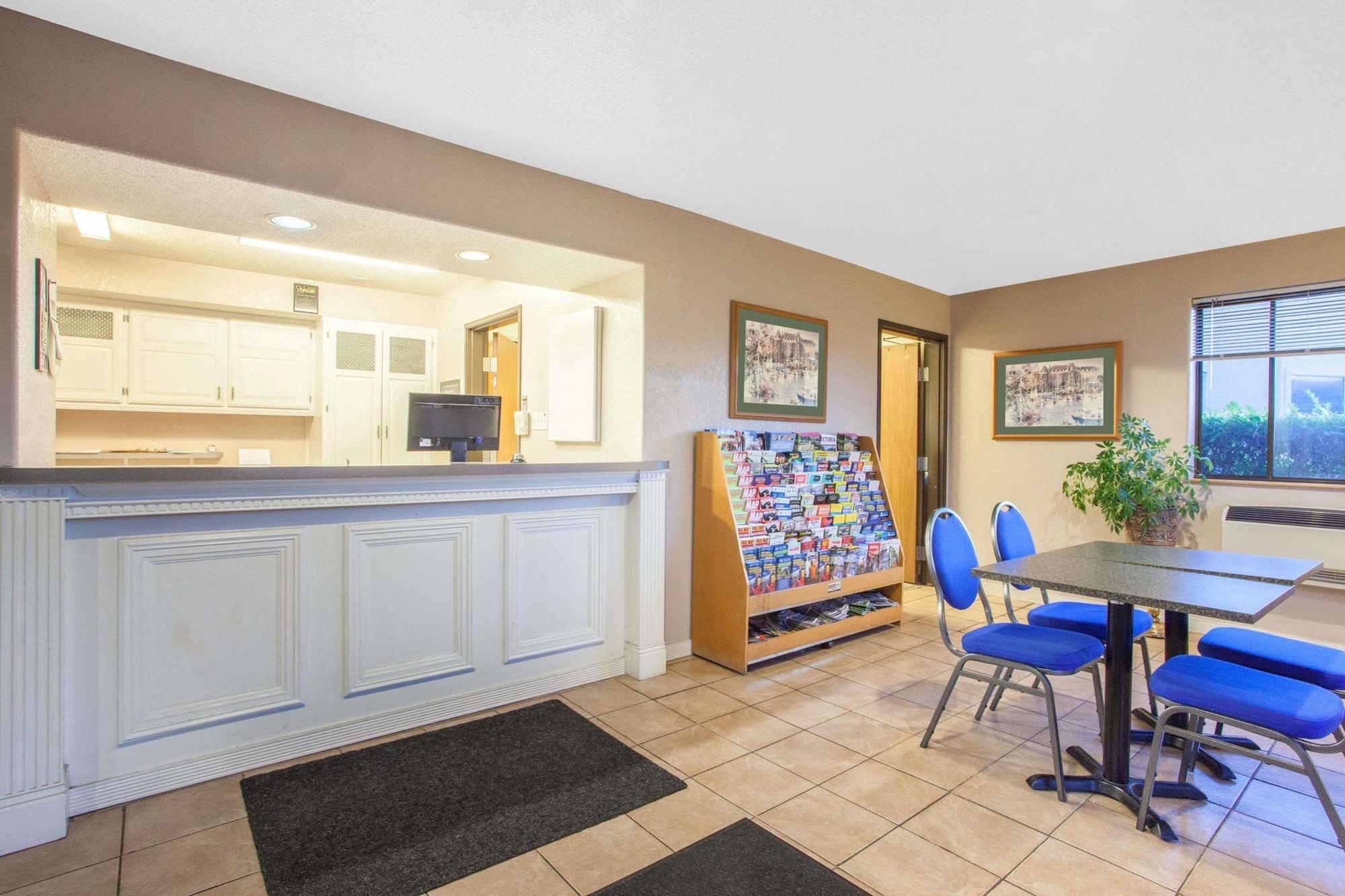 Super 8 By Wyndham Saanichton Victoria Airport Hotel Luaran gambar